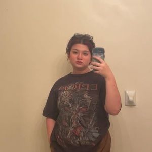 Meet your Posher, Karenn